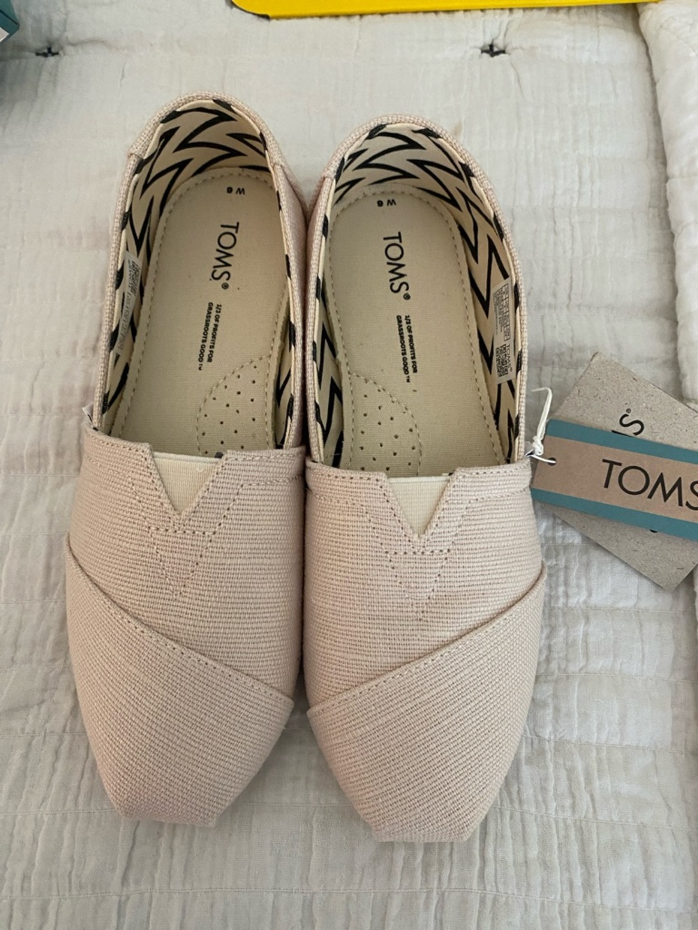 Toms Women’s Classic Slip-On Flats in Warm Neutral